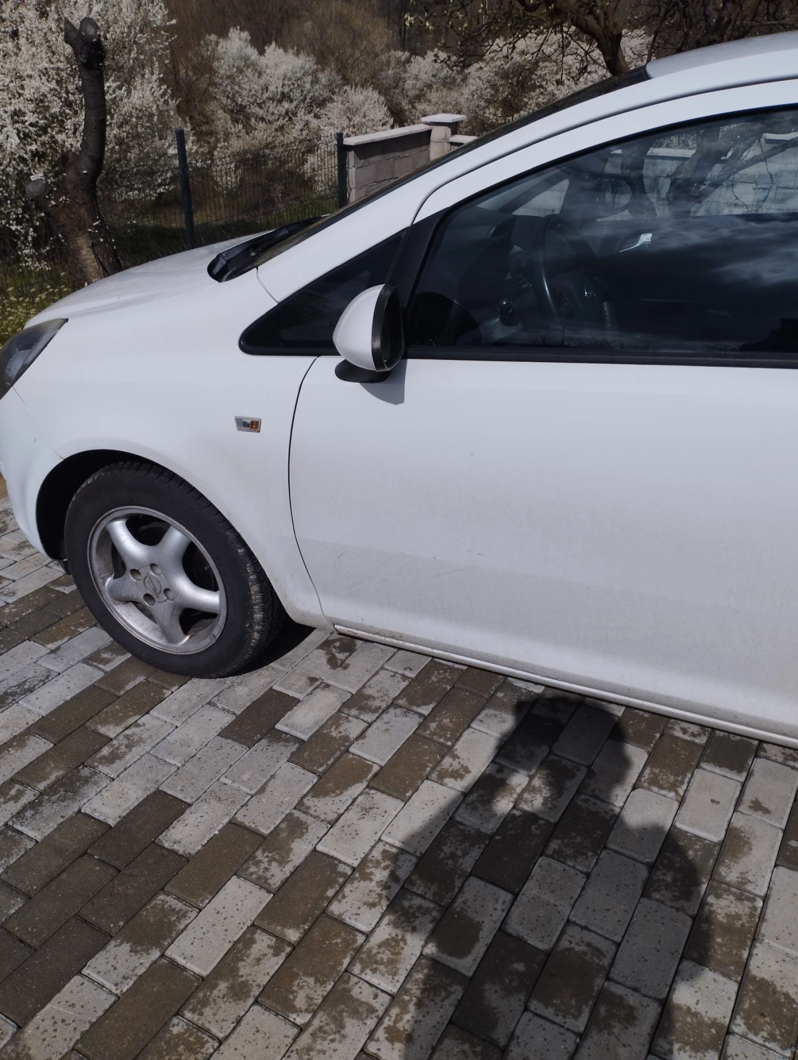 Opel Corsa D, снимка 3 - Автомобили и джипове - 54089580