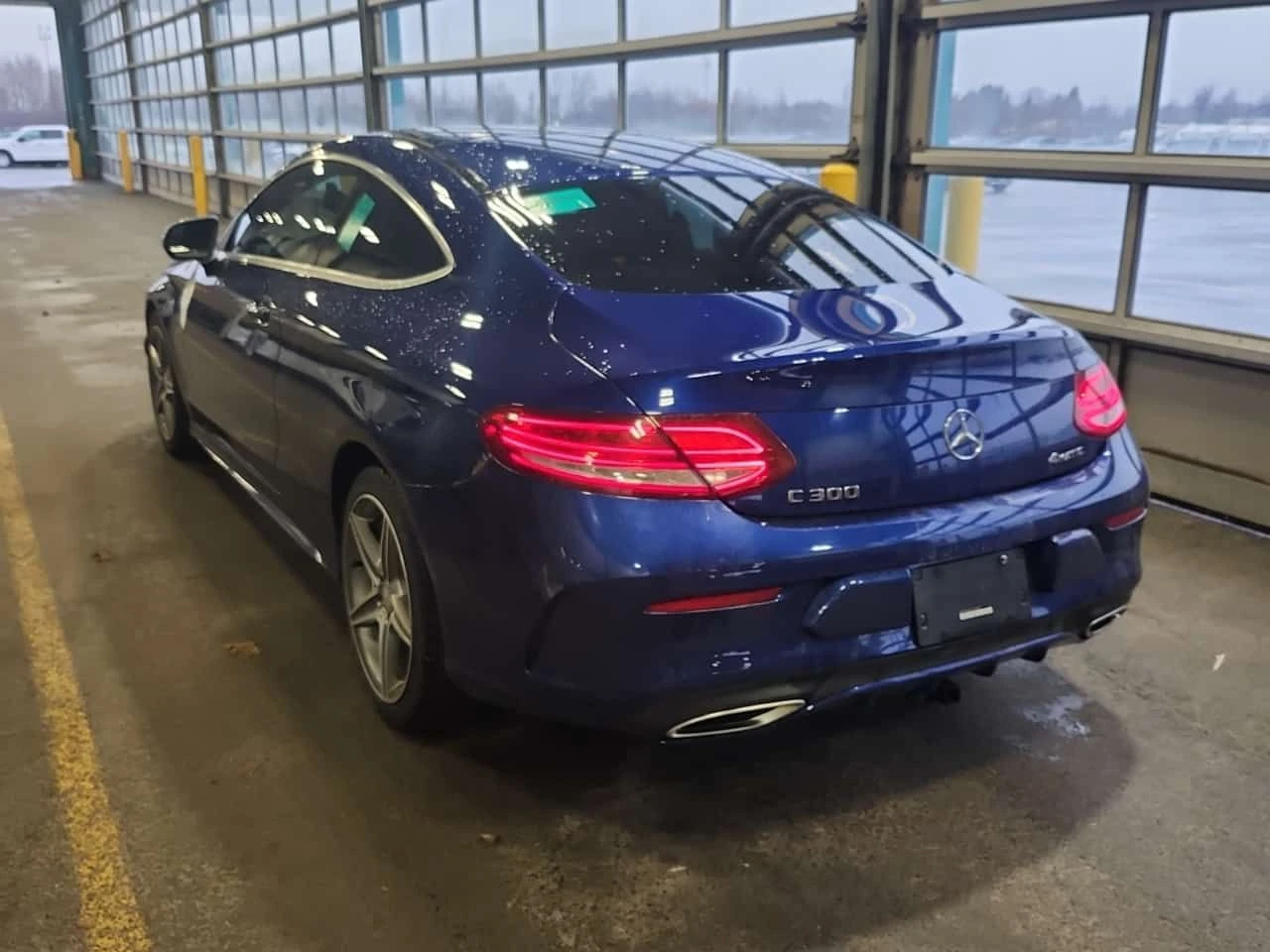 Mercedes-Benz C 300 * KEYLESS* ПОДГРЕВИ* ПАНО* CARFAX, снимка 4 - Автомобили и джипове - 54185713