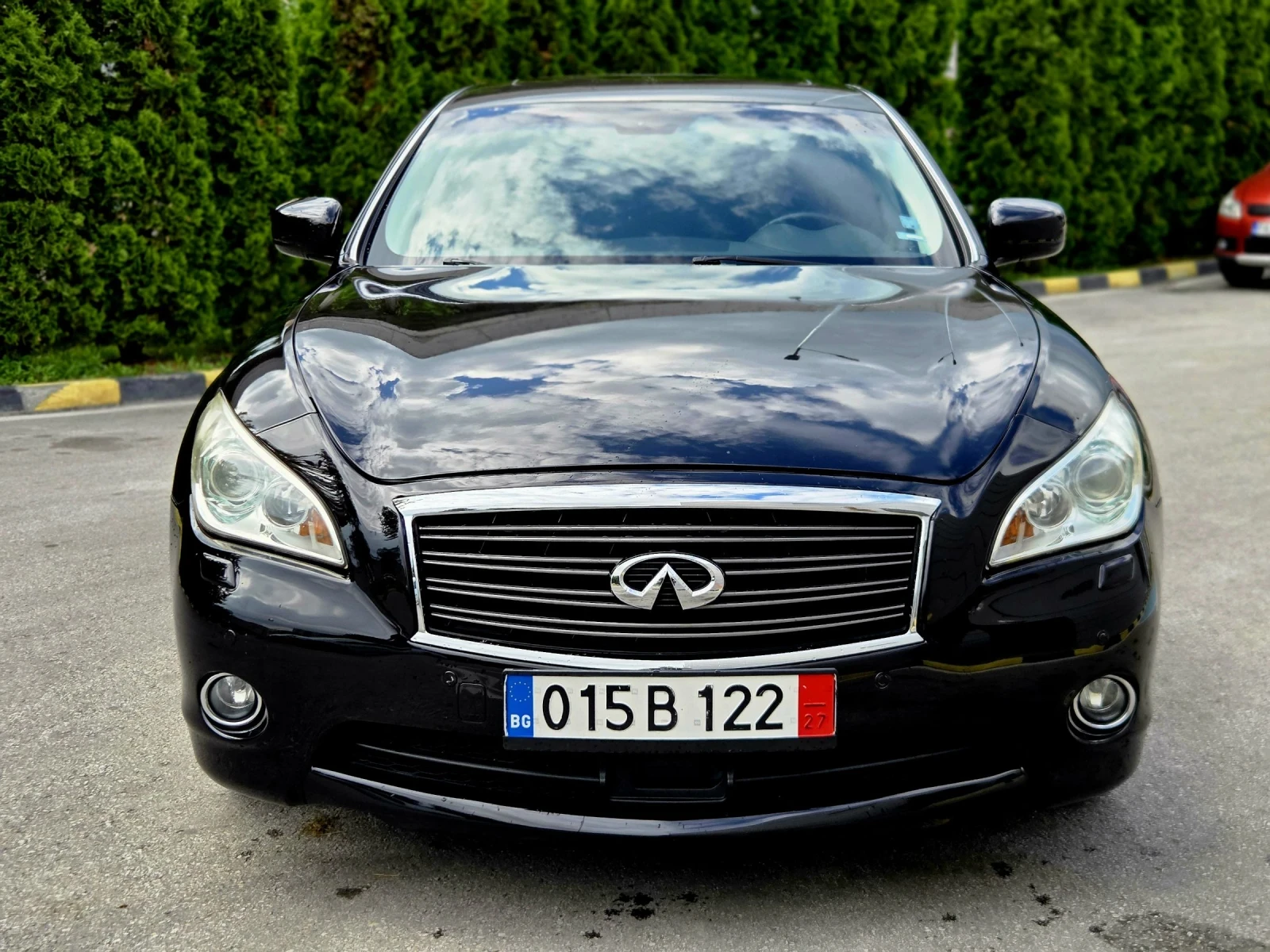 Infiniti M 30d, снимка 2 - Автомобили и джипове - 54485489