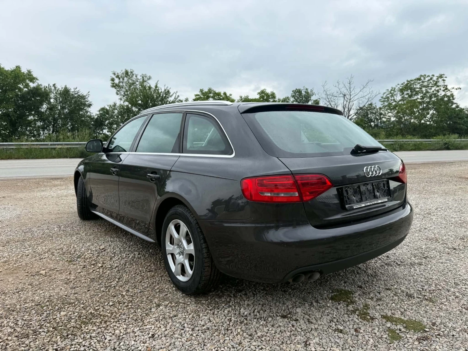 Audi A4 2.0 TDI LED, снимка 7 - Автомобили и джипове - 54659313
