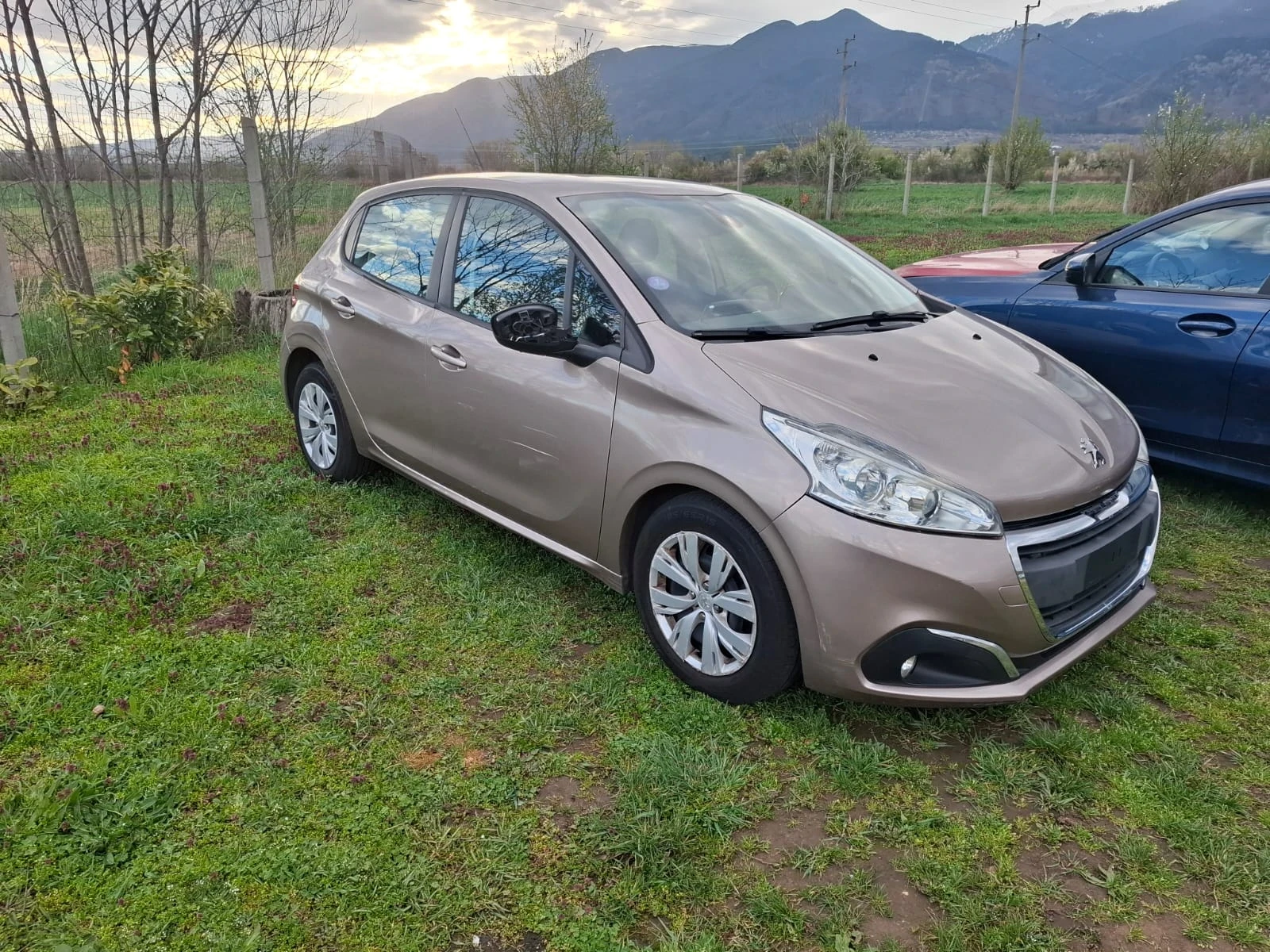 Peugeot 208 | Mobile.bg � ����������� 1