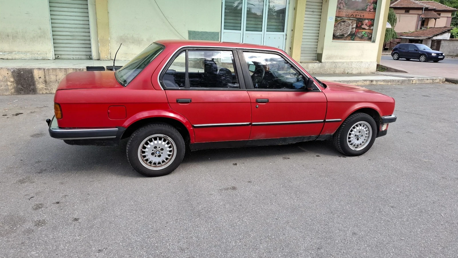 BMW 324, снимка 8 - Автомобили и джипове - 54981882