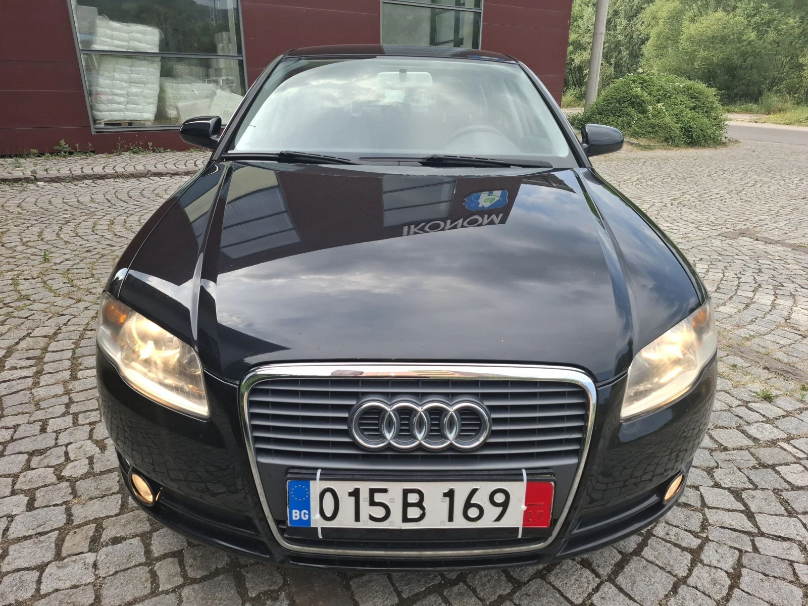 Audi A4 1.6i-102к.с.ПЕРФЕКТНА* ТОП СЪСТОЯНИЕ* , снимка 8 - Автомобили и джипове - 55127482