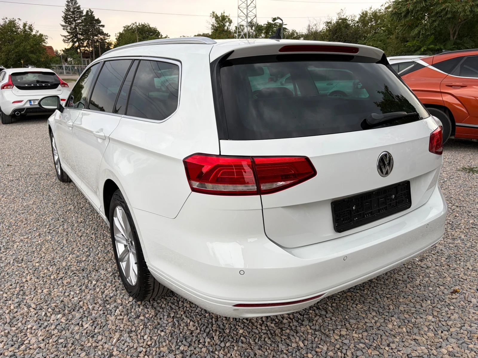 VW Passat 2.0TDI EURO6, снимка 3 - Автомобили и джипове - 55263872
