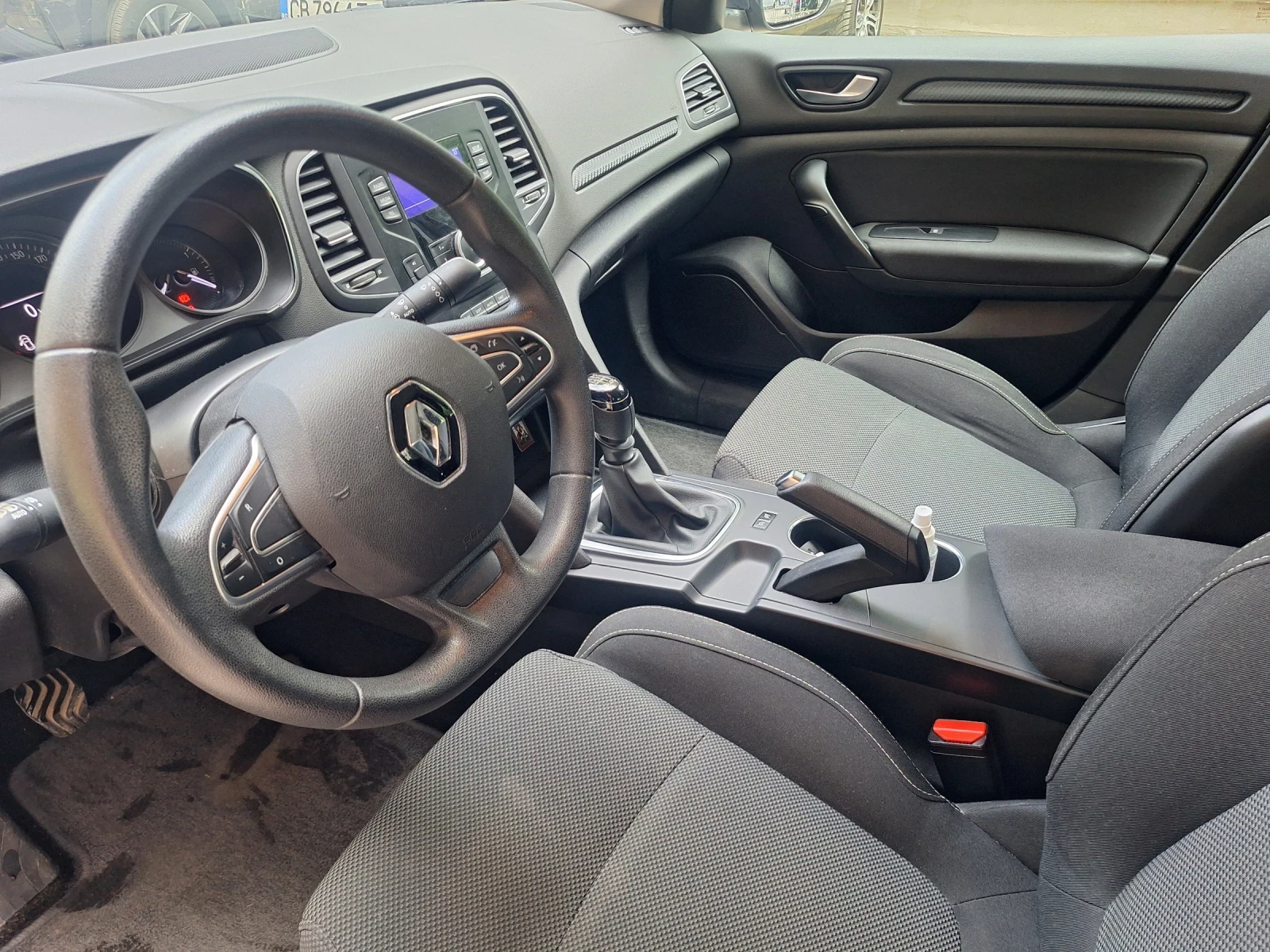 Renault Megane, снимка 7 - Автомобили и джипове - 55333068