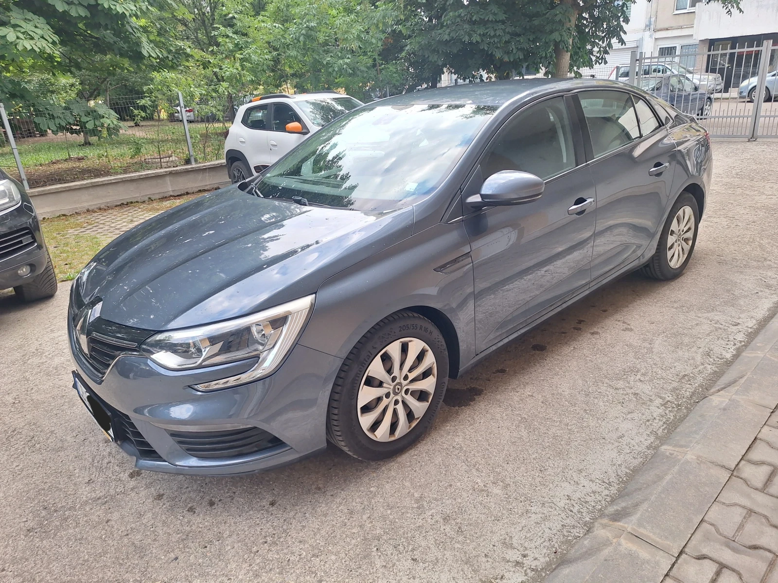 Renault Megane, снимка 5 - Автомобили и джипове - 55333068
