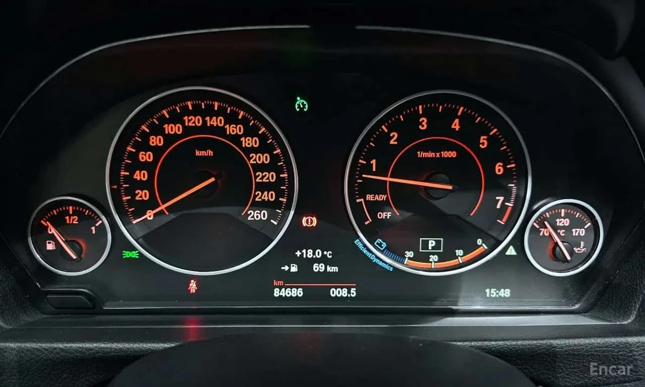 BMW 320 * M Sport пакет * ДВА КЛЮЧА, снимка 8 - Автомобили и джипове - 55564878