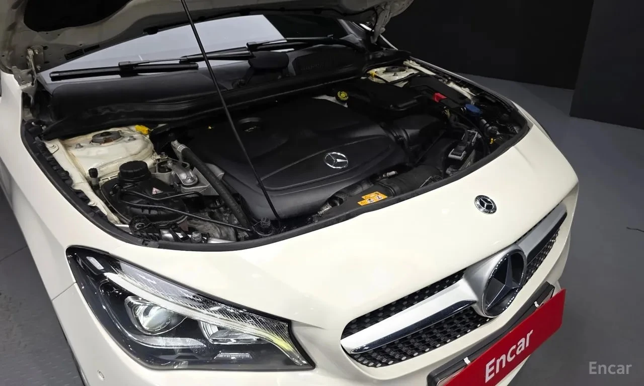 Mercedes-Benz CLA * CLA220 AMG Line * ЦЕНА ДО БГ, снимка 17 - Автомобили и джипове - 56131157