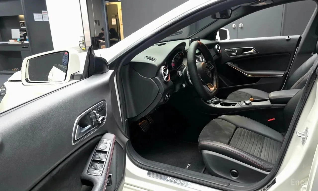 Mercedes-Benz CLA * CLA220 AMG Line * ЦЕНА ДО БГ, снимка 6 - Автомобили и джипове - 56131157