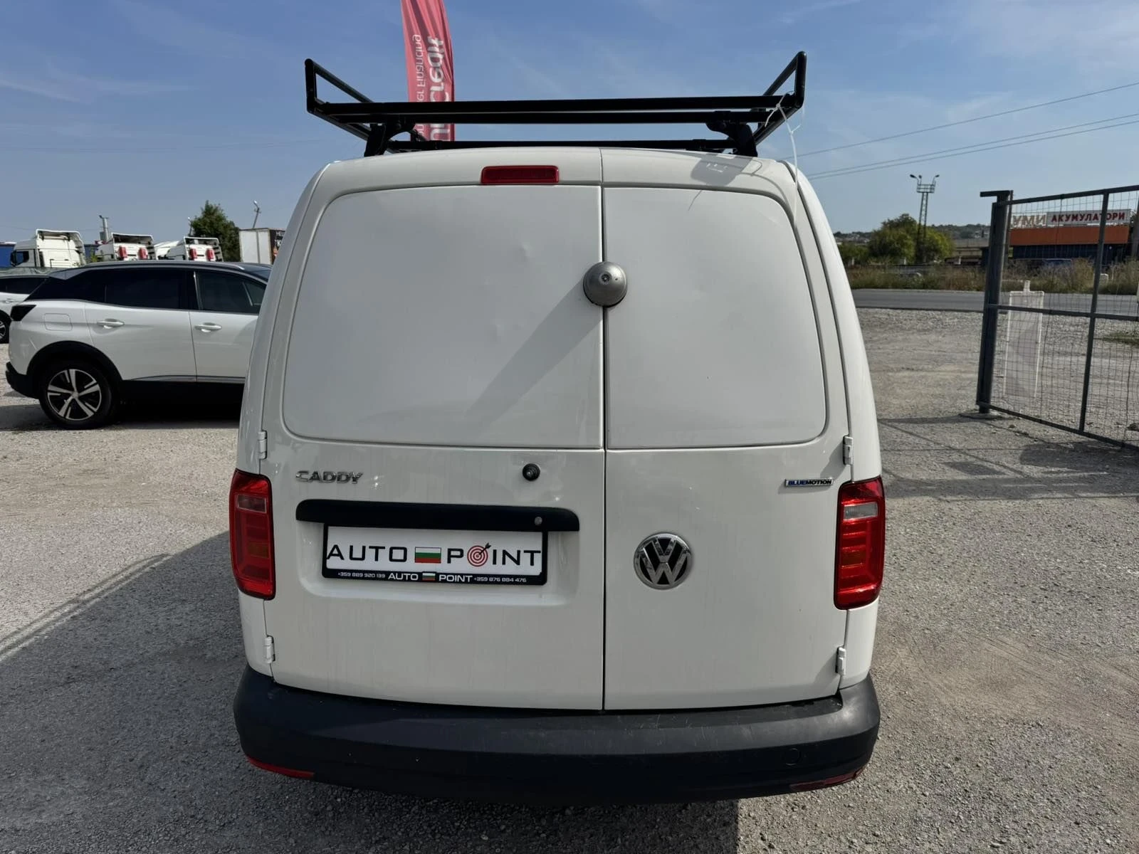 VW Caddy 1.4 BENZIN 110 * MAXI * CLIMA * NAVI * , снимка 5 - Автомобили и джипове - 56150370