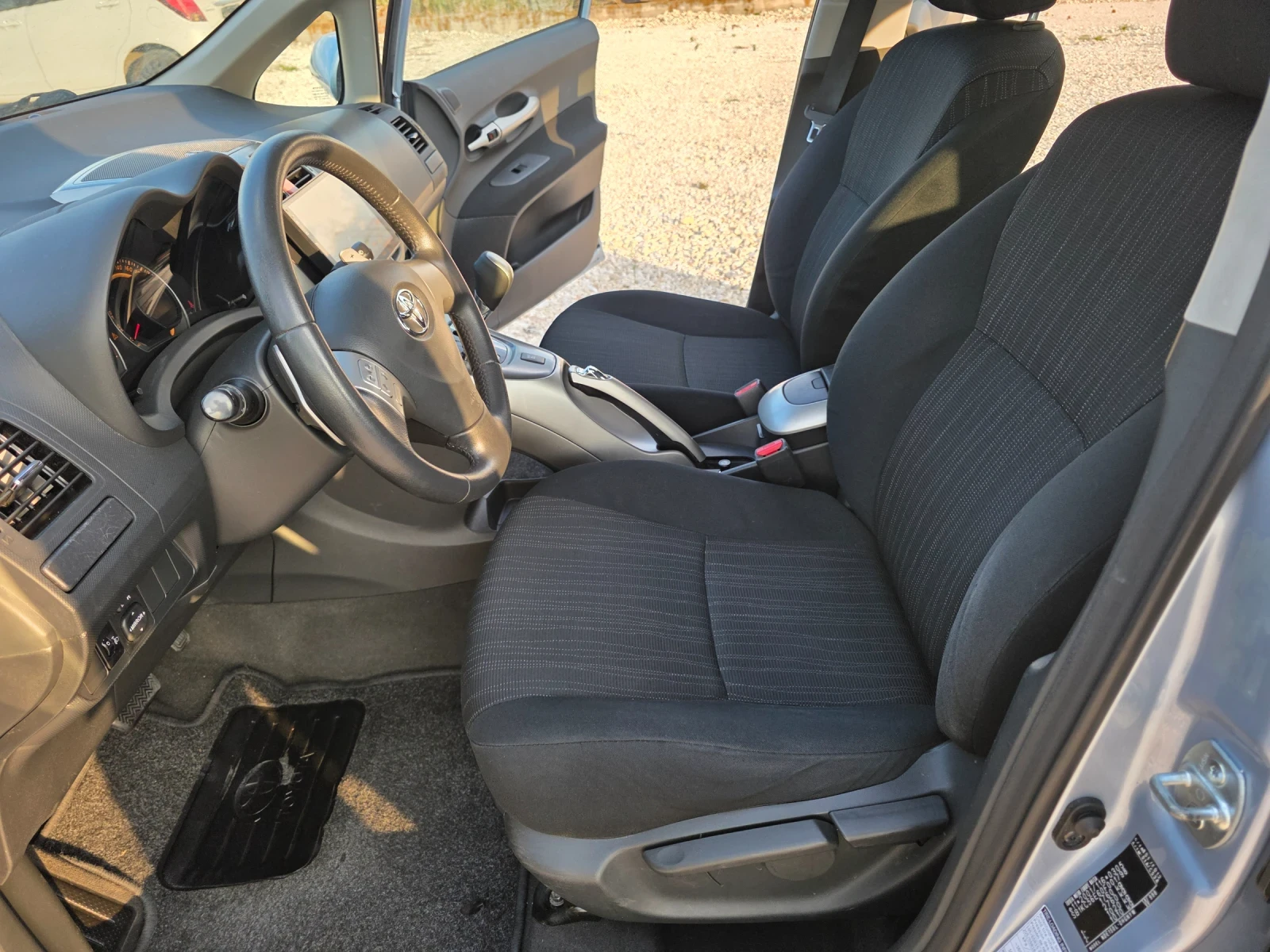 Toyota Auris 1.4 D4D ��������� Navi ����������� | Mobile.bg � ����������� 6