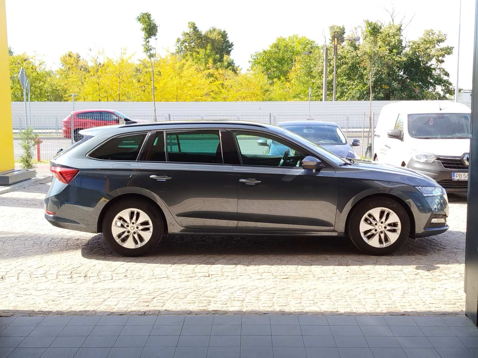 Skoda Octavia 1.5 TSI/150 �.�. | Mobile.bg � ����������� 4
