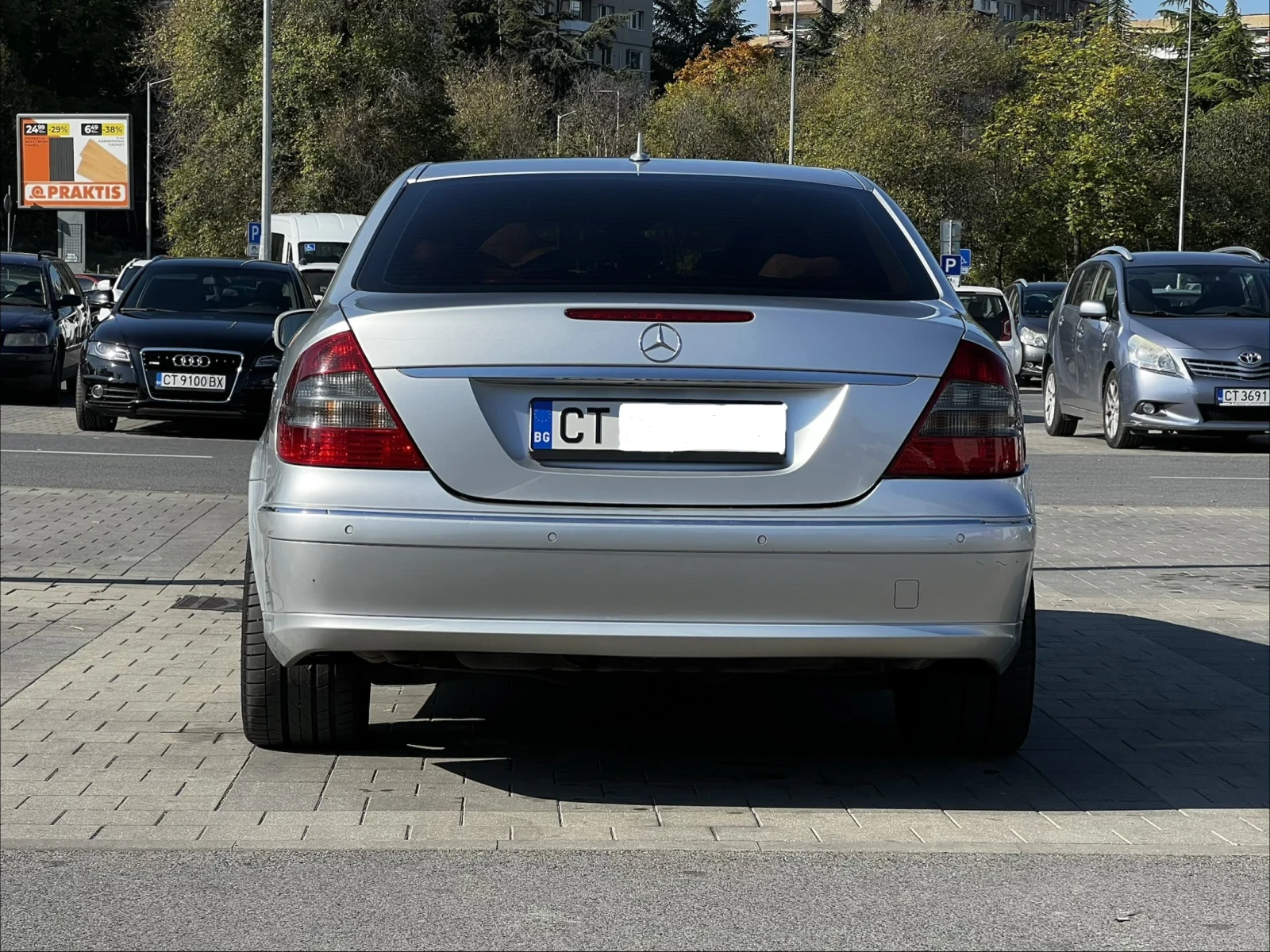 Mercedes-Benz E 320 CDI, снимка 8 - Автомобили и джипове - 56632205
