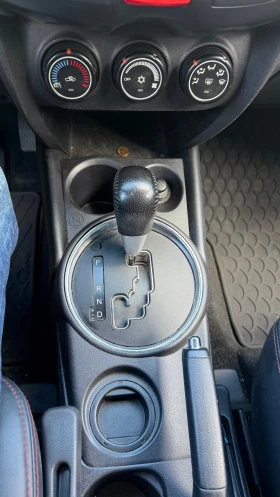 Mitsubishi Outlander Sport 2.0 i ГАЗ, снимка 17