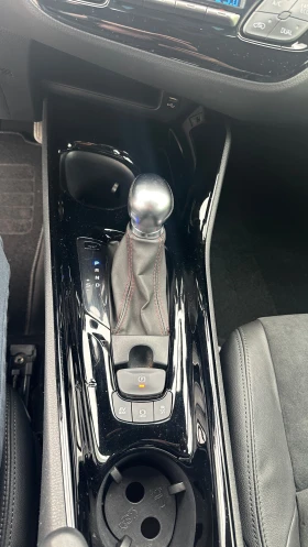 Toyota C-HR GR Sport 2.0 Hybrid в Гаранция, снимка 17