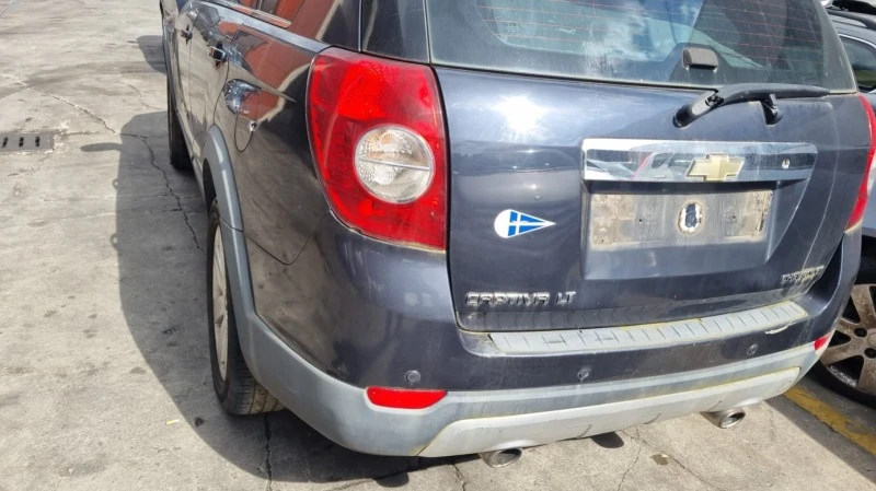 Chevrolet Captiva 2.0 VCDI, снимка 3 - Автомобили и джипове - 45506172