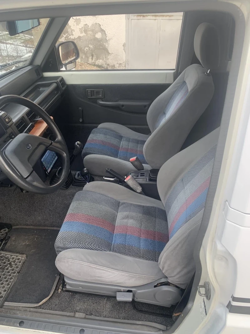 Daihatsu Feroza Бензин-Газ 4x4, снимка 5 - Автомобили и джипове - 48150538