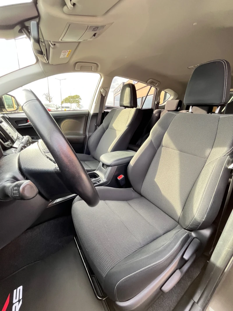 Toyota Rav4 2.0i-152к.с.;4х4;FACELIFT;Keyless-Go;ЕЛ.БАГАЖНИК, снимка 6 - Автомобили и джипове - 52483298