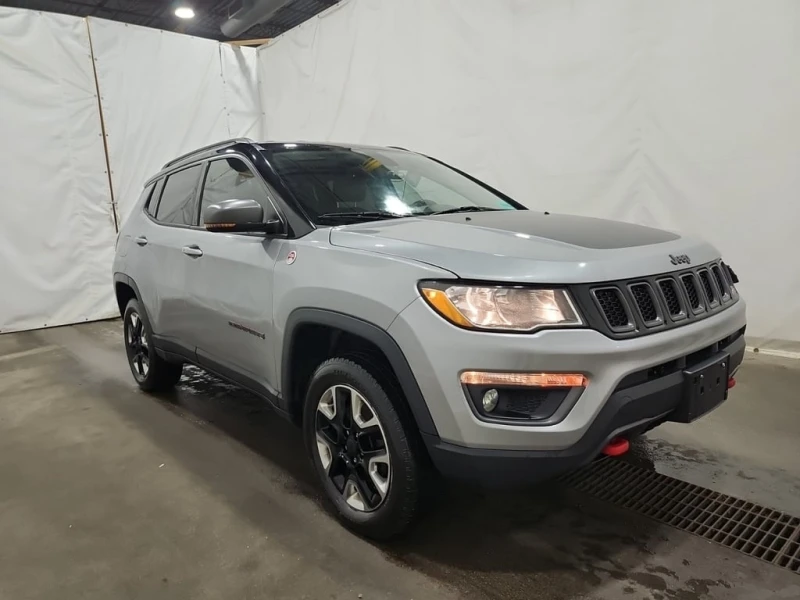 Jeep Compass * TRAILHAWK * CARFAX * ФИНАНСИРАНЕ, снимка 2 - Автомобили и джипове - 52614319