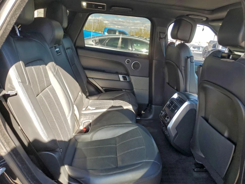 Land Rover Range Rover Sport HSE, снимка 9 - Автомобили и джипове - 53058056