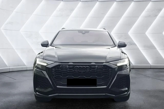 Audi RSQ8 = Black Optic Plus= Гаранция, снимка 1 - Автомобили и джипове - 49011951