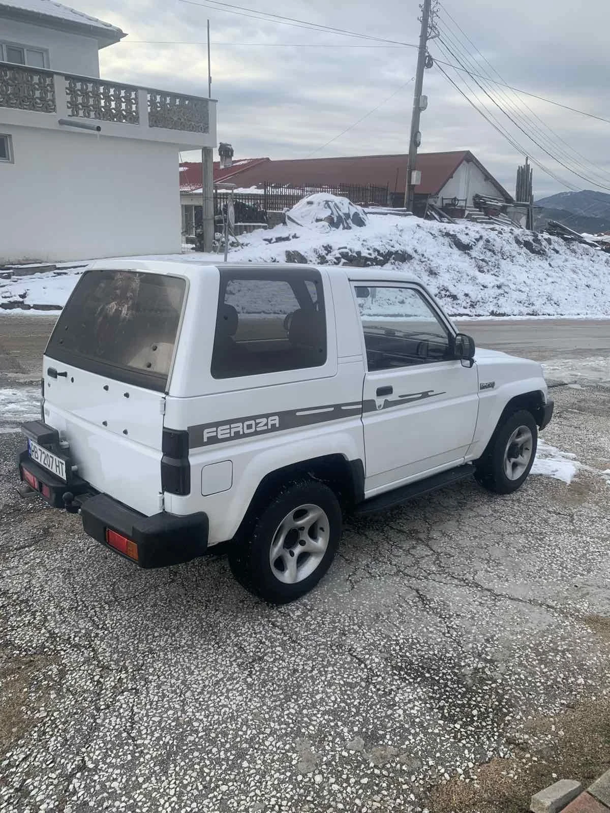 Daihatsu Feroza Бензин-Газ 4x4 - изображение 4