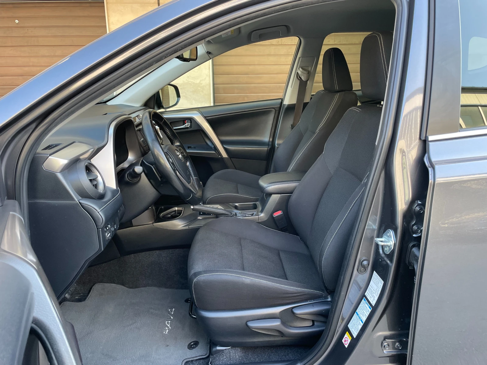 Toyota Rav4 2.0 AWD/4x4 CVT- в ГАРАНЦИЯ - изображение 5