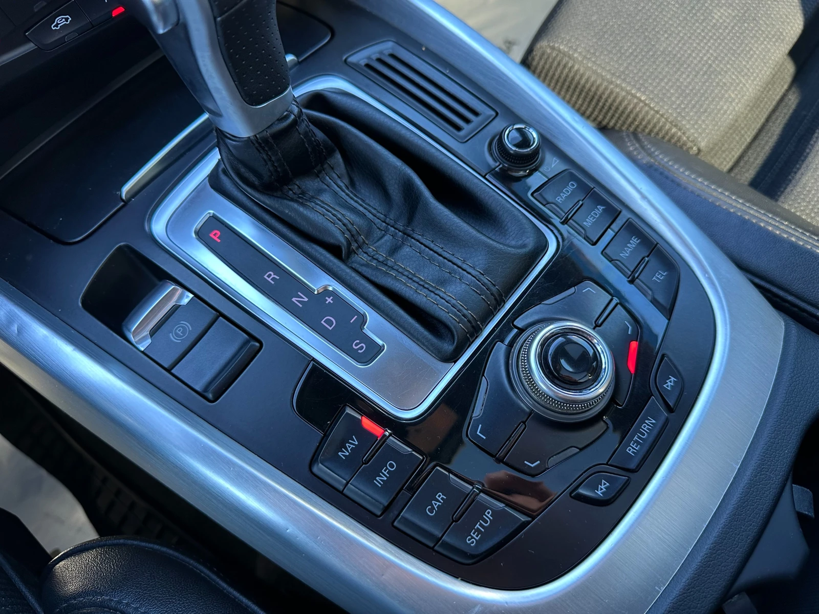 Audi Q5 3.0d 239 .. quattro | Mobile.bg   11