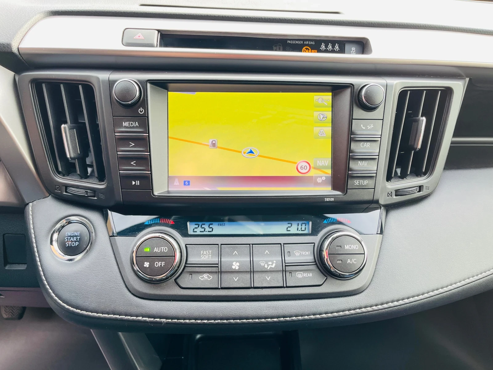 Toyota Rav4 2.0i-152к.с.;4х4;FACELIFT;Keyless-Go;ЕЛ.БАГАЖНИК - изображение 9