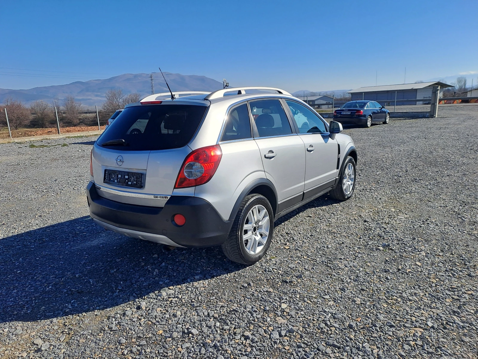 Opel Antara 2.0CDTI 150K.C. 4X4 - изображение 4