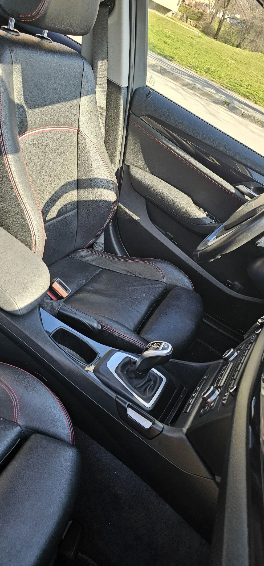 BMW X1 Facelift  sport 4x4, снимка 12 - Автомобили и джипове - 54007273