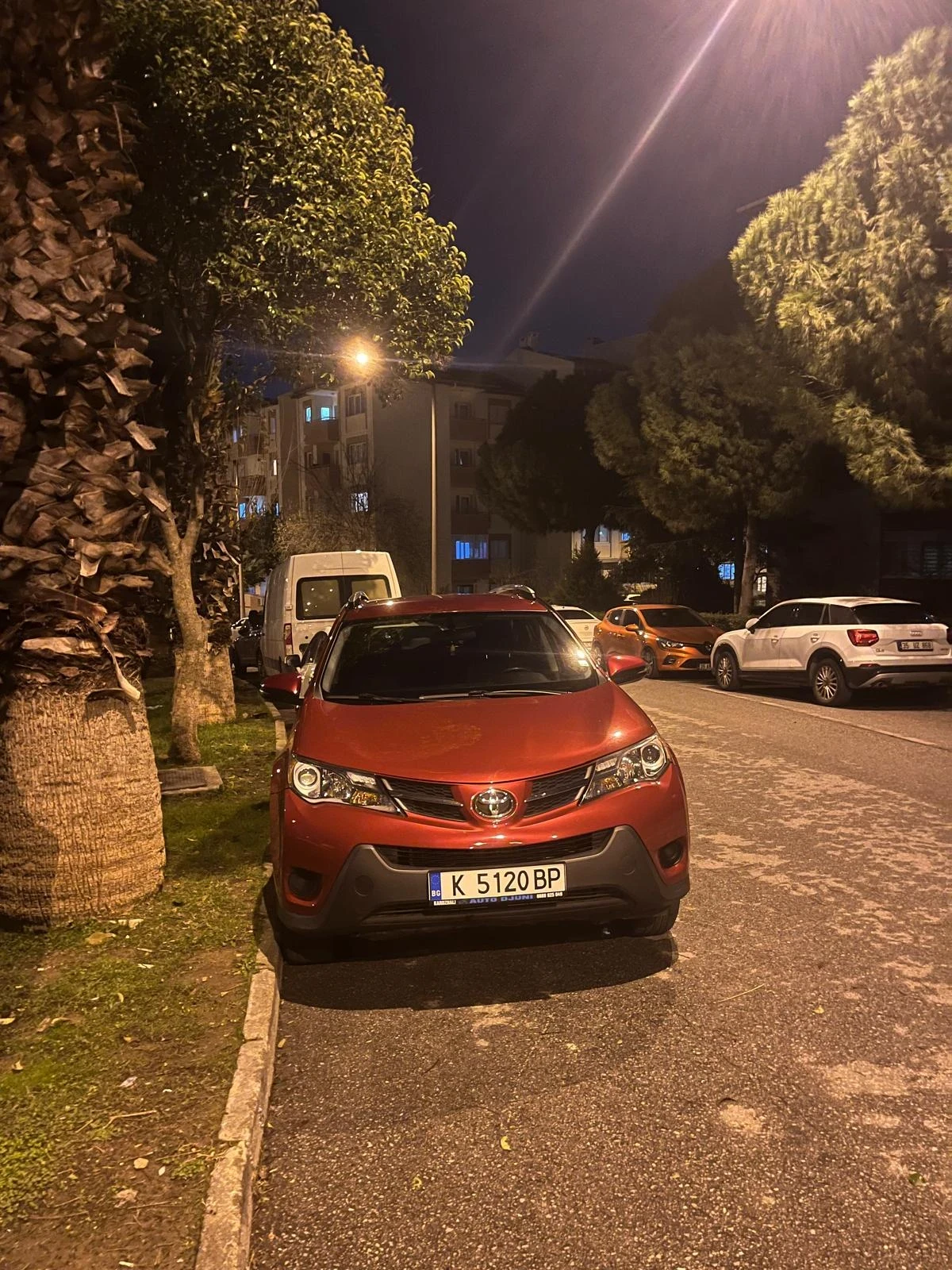 Toyota Rav4 2.4 Бензин, снимка 2 - Автомобили и джипове - 54167697