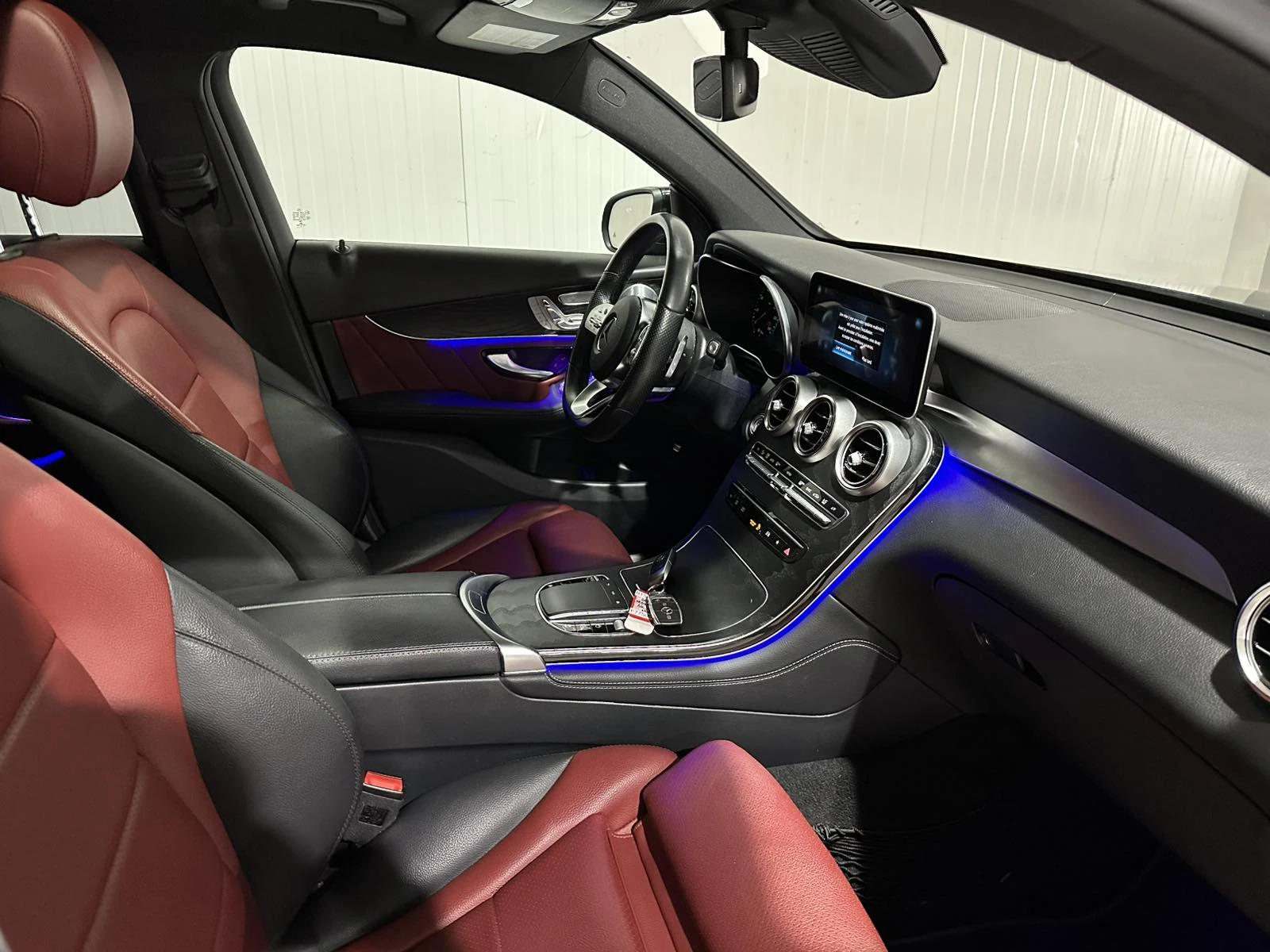 Mercedes-Benz GLC 300 Coupe, снимка 12 - Автомобили и джипове - 55266036