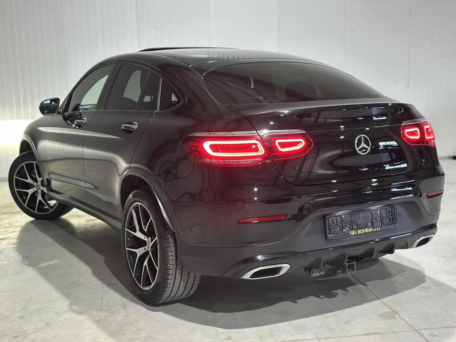 Mercedes-Benz GLC 300 Coupe, снимка 5 - Автомобили и джипове - 55266036