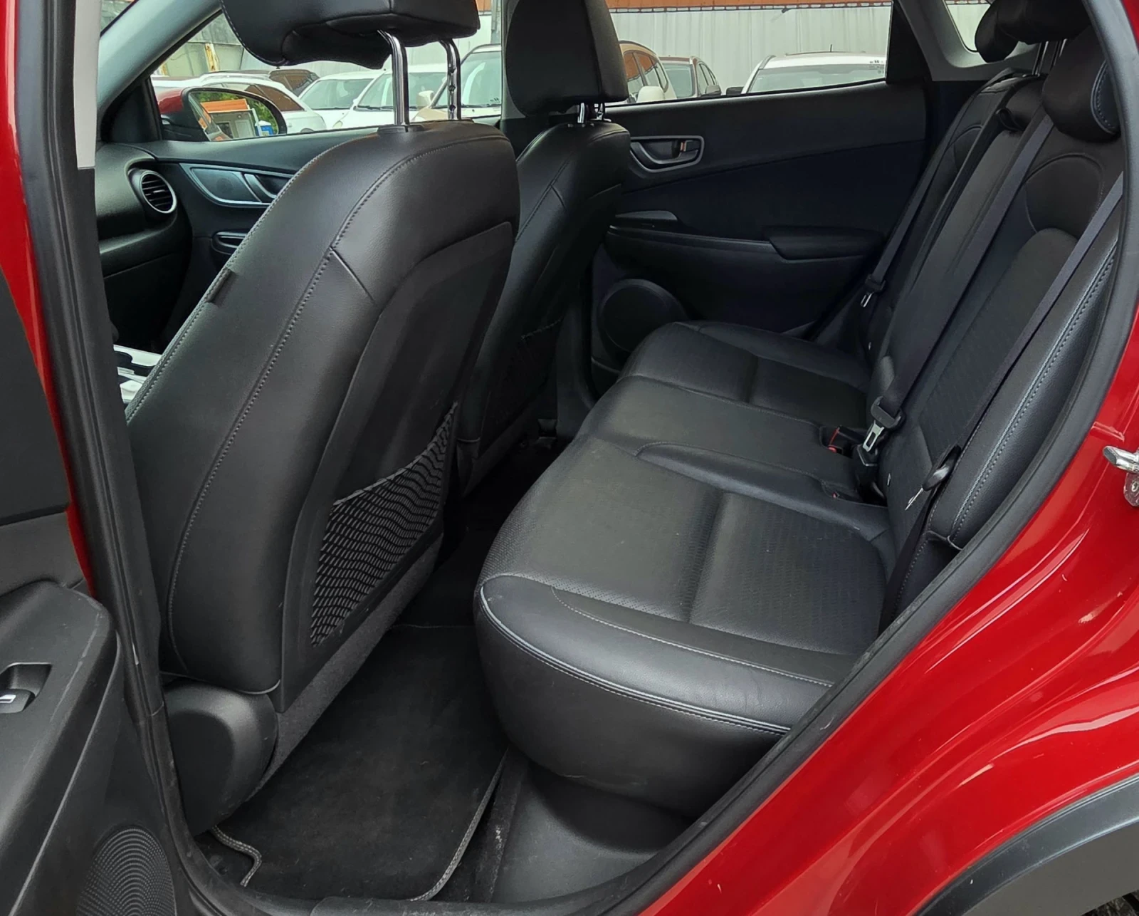 Hyundai Kona SOH100%Premium/Tеглич, снимка 8 - Автомобили и джипове - 55354263