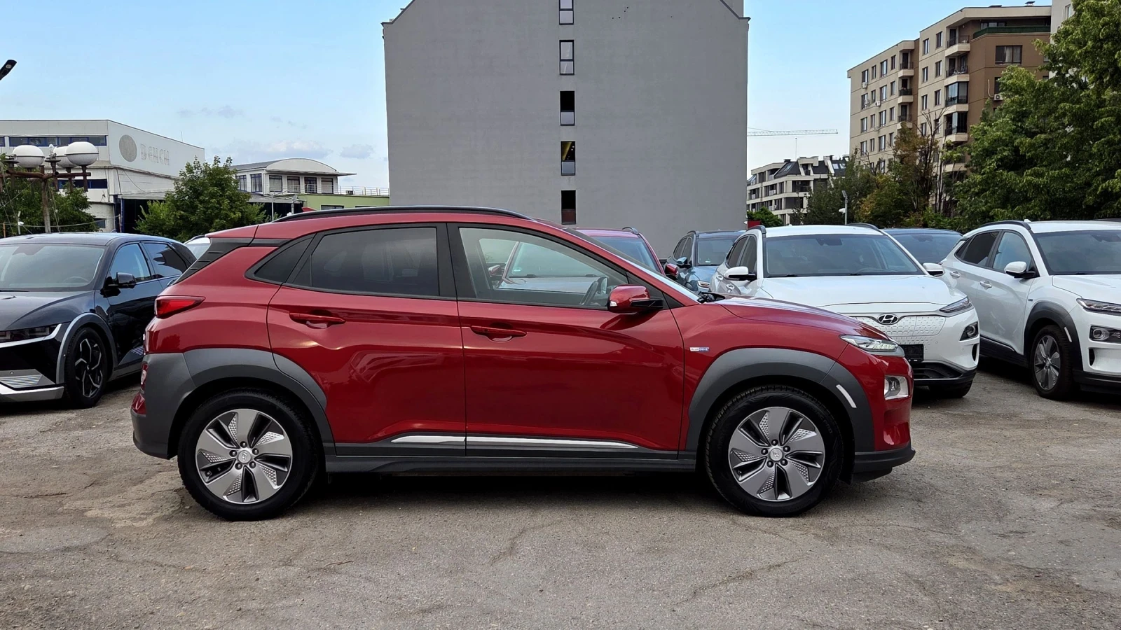 Hyundai Kona SOH100%Premium/Tеглич, снимка 2 - Автомобили и джипове - 55354263
