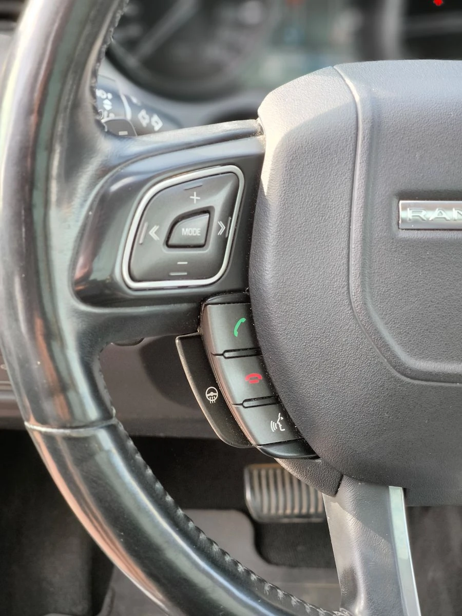 Land Rover Range Rover Evoque Prestige 2.2d 190PS, снимка 13 - Автомобили и джипове - 55875443