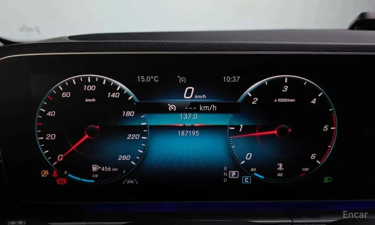 Mercedes-Benz GLE, снимка 8 - Автомобили и джипове - 56709768