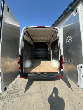 VW Crafter Средна база Климатроник, снимка 7
