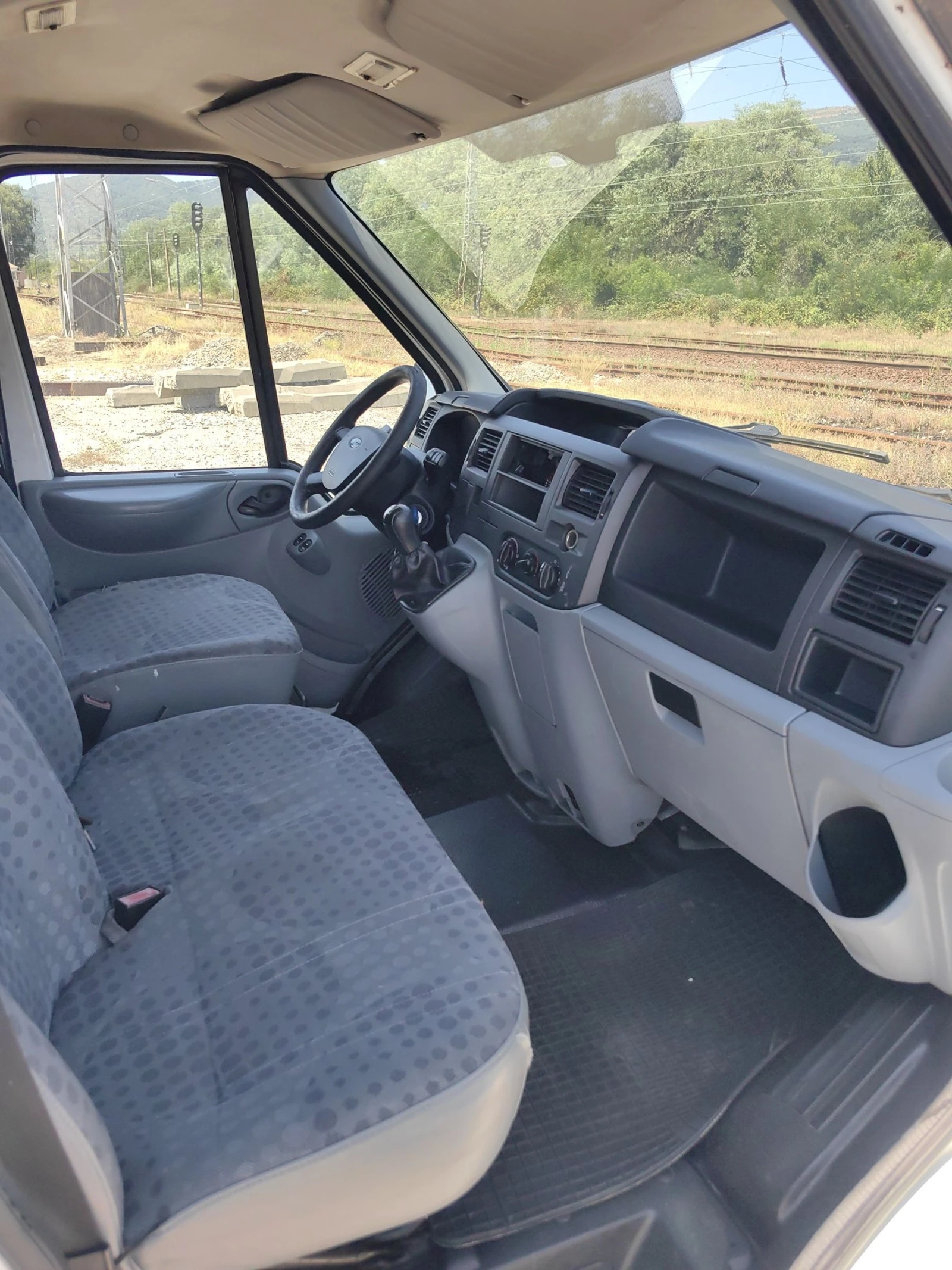 Ford Transit 2.2 клима - изображение 5