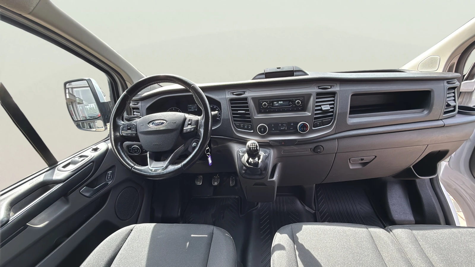Ford Transit Custom 2.0L EcoBlue, снимка 11 - Бусове и автобуси - 54512807