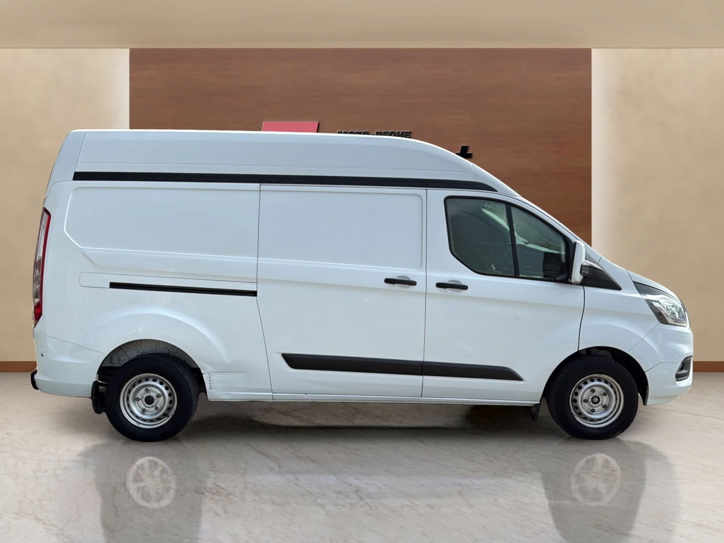 Ford Transit Custom 2.0L EcoBlue, снимка 4 - Бусове и автобуси - 54512807