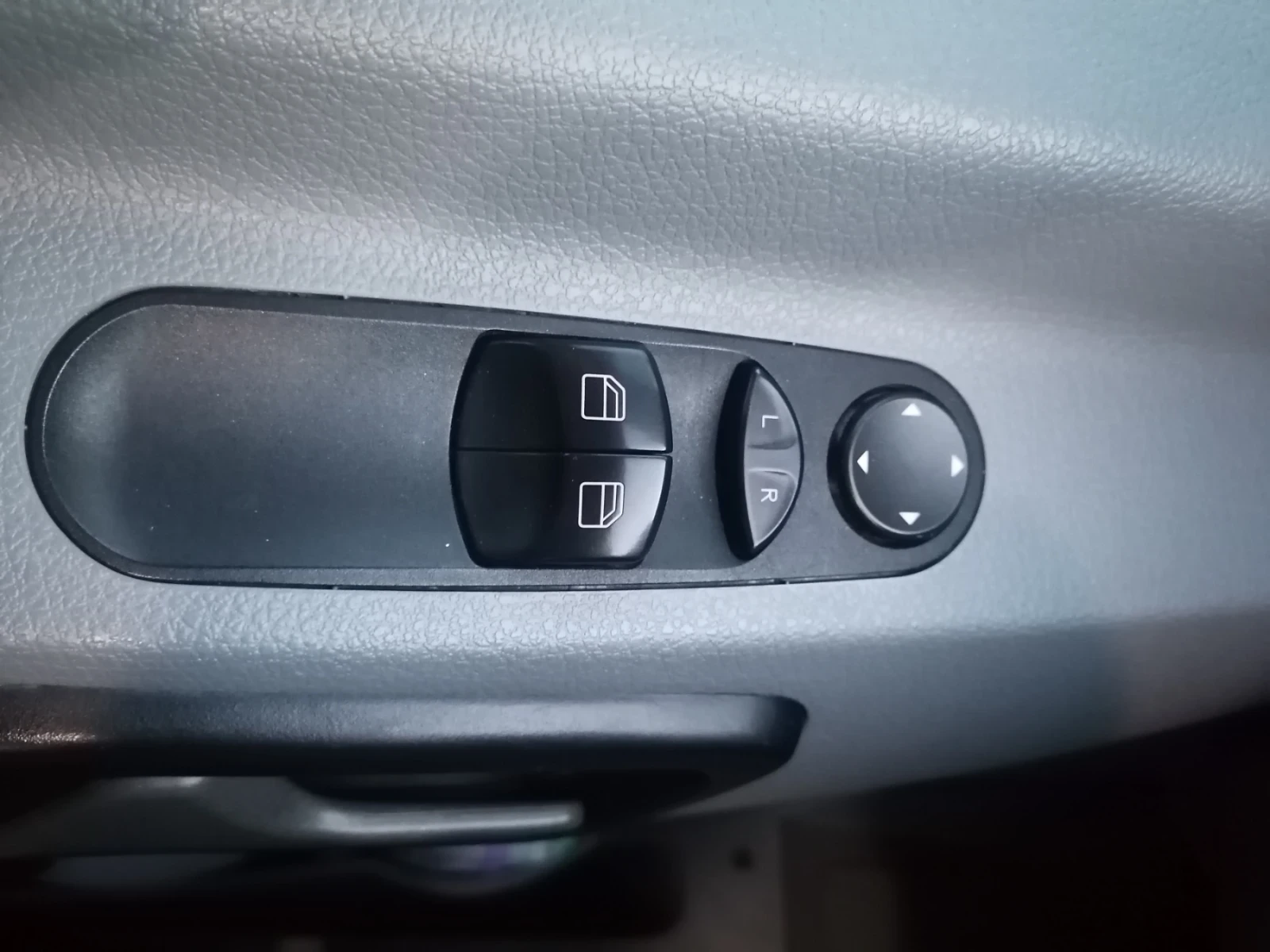 Mercedes-Benz Sprinter 316 Mercedes Sprinter 316 CDI * 2014 г * 2.2 * Евро 5 , снимка 11 - Бусове и автобуси - 55036241