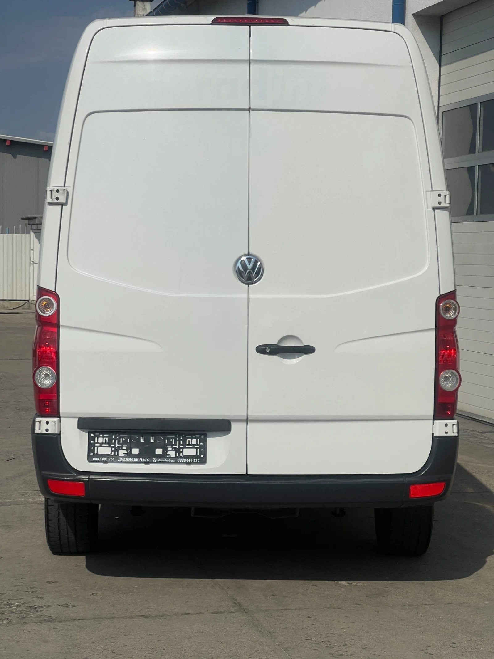 VW Crafter Средна база Климатроник, снимка 6 - Бусове и автобуси - 55915333