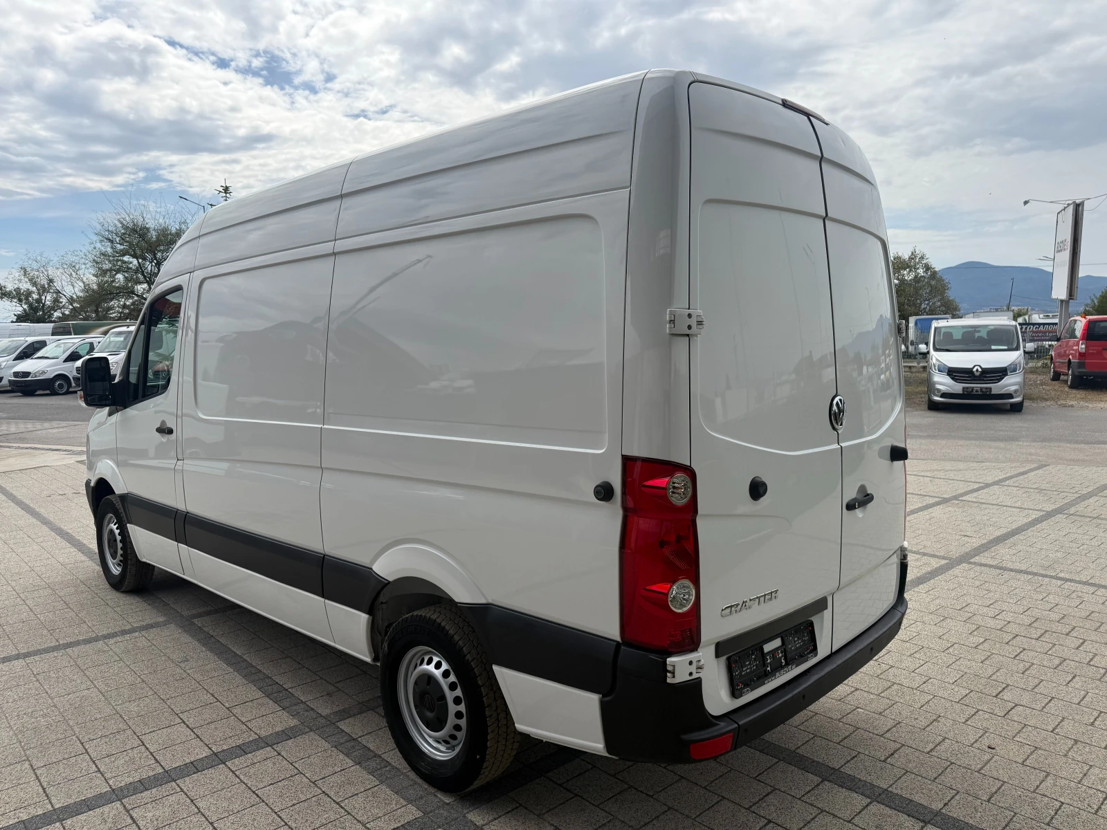 VW Crafter 2.0TDI Климатроник L2H2 Euro 5-EEV, снимка 6 - Бусове и автобуси - 56223155