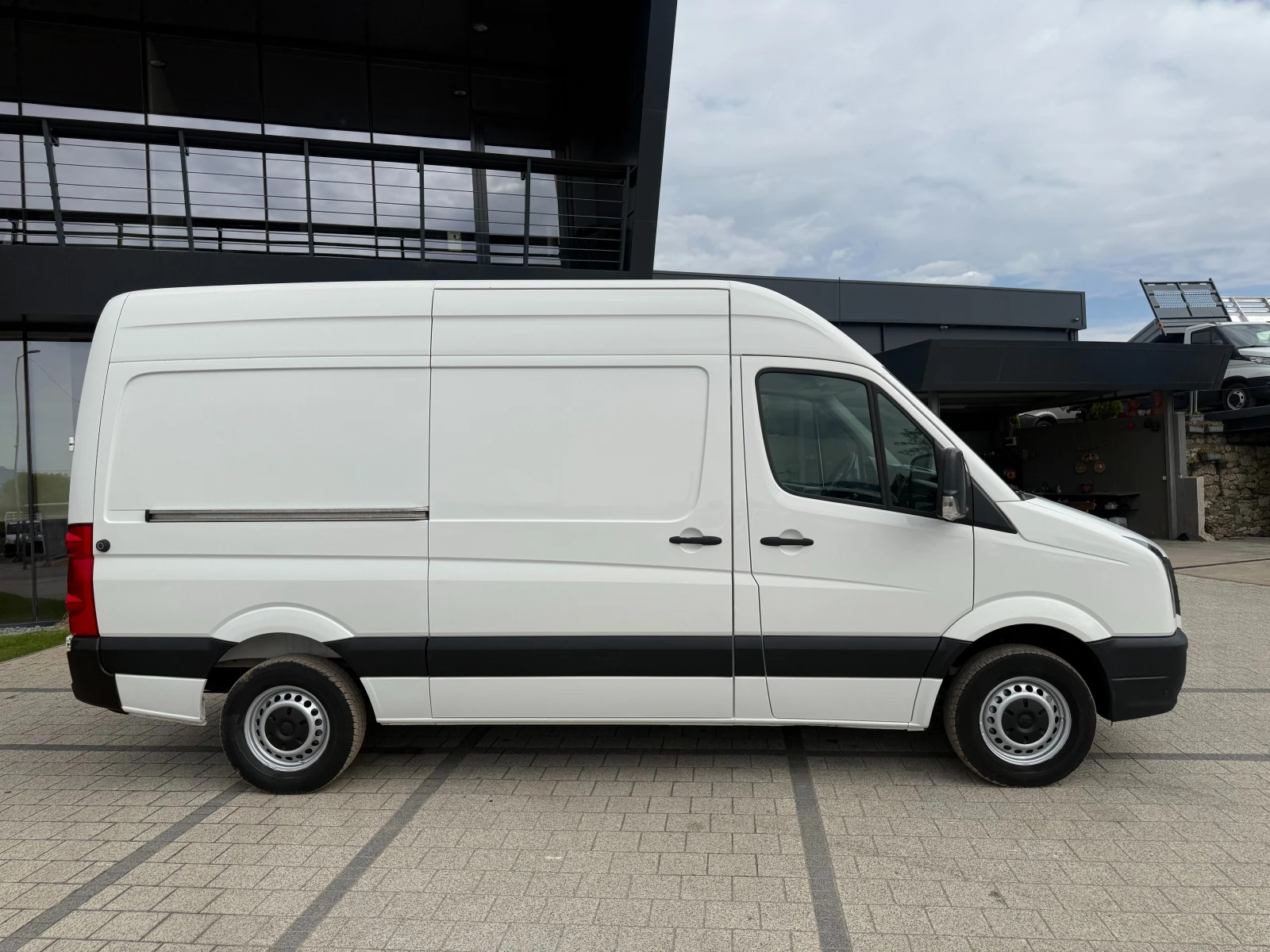 VW Crafter 2.0TDI Климатроник L2H2 Euro 5-EEV, снимка 8 - Бусове и автобуси - 56223155