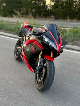 Yamaha YZF-R1, снимка 1