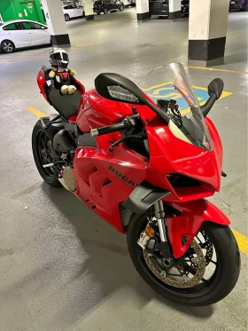 ������ Ducati Panigale