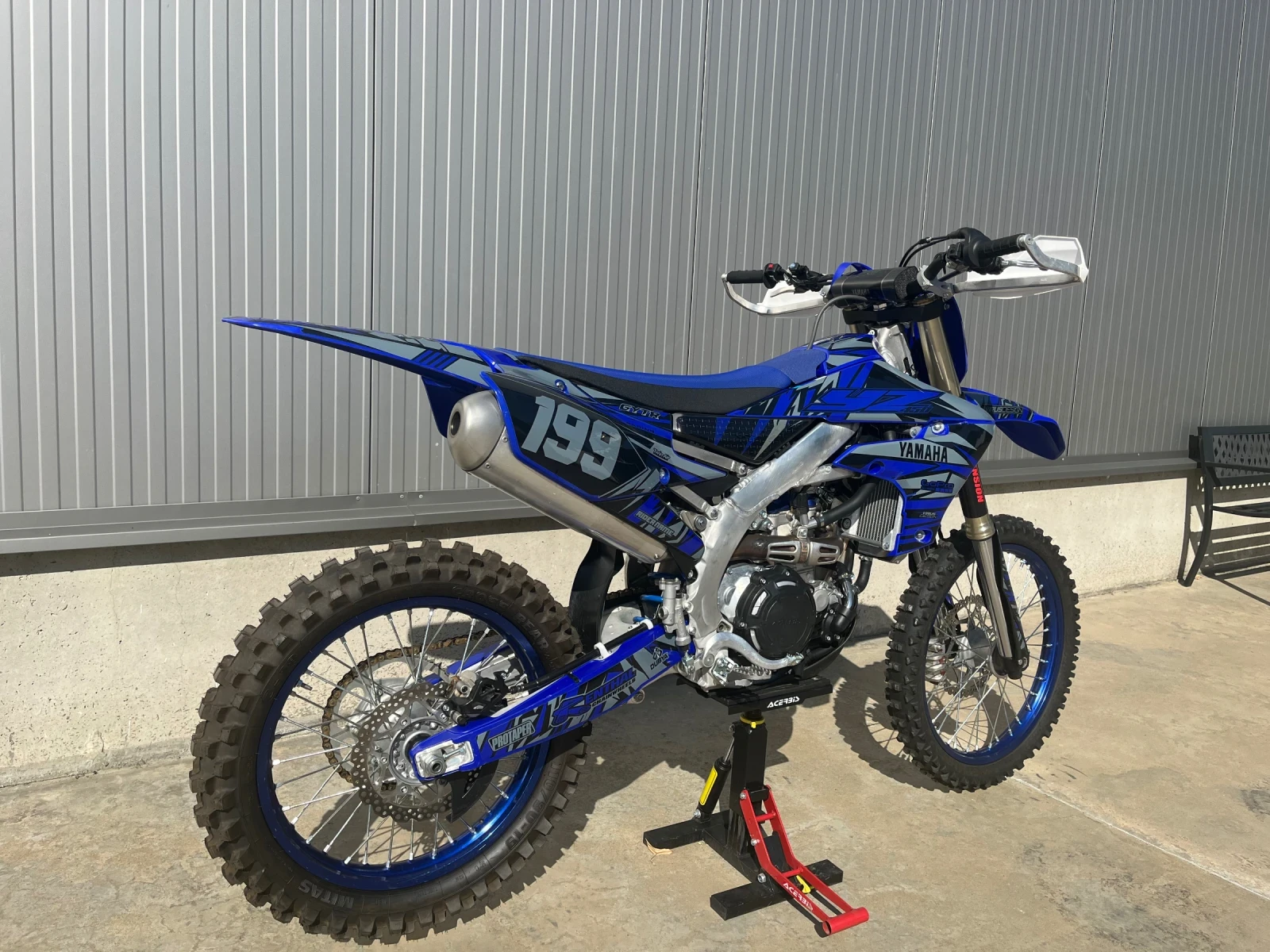 Yamaha Yzf YZ450f - изображение 3