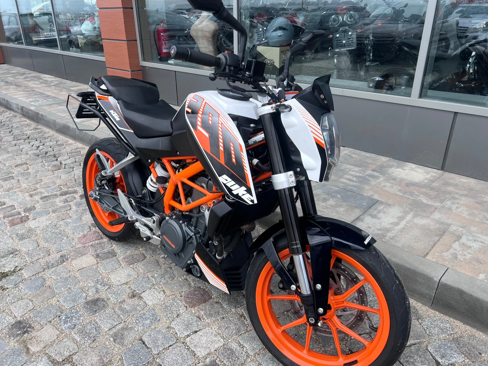 Ktm Duke 390 - изображение 2